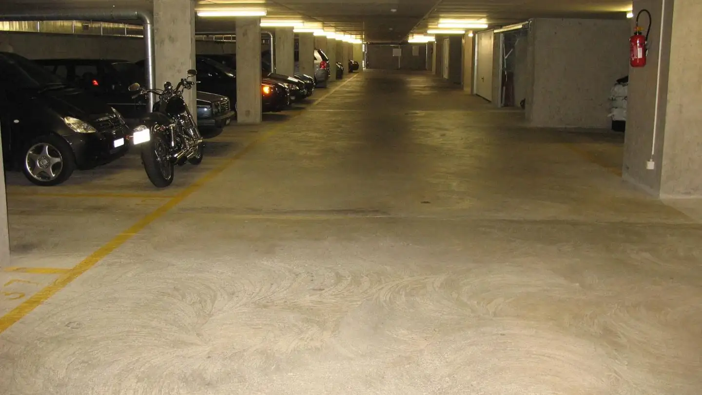 Parcheggio sotterraneo in affitto - Chemin De Chantegrive 26, 1260 Nyon - Foto 2