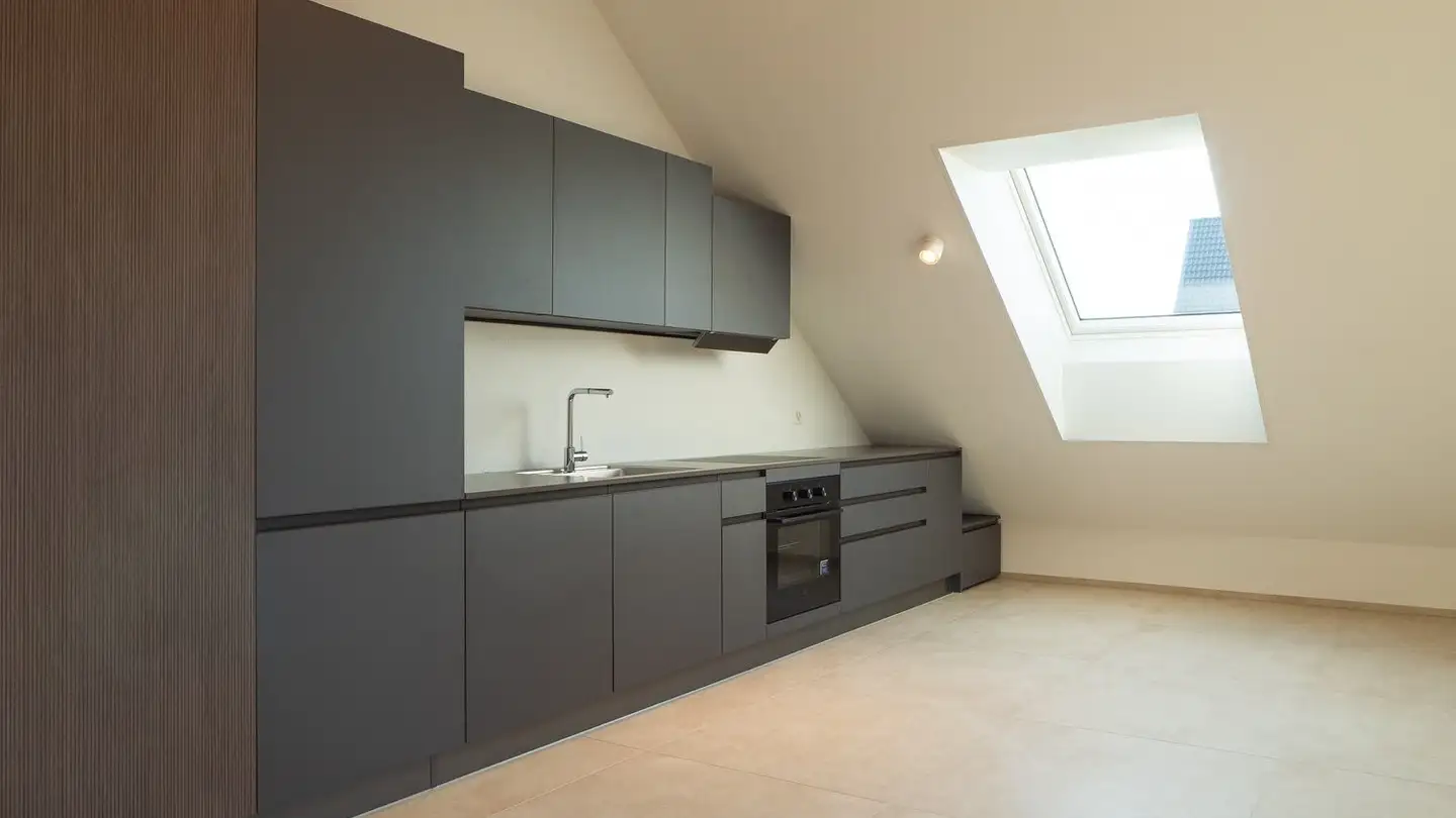 Attic flat for rent - Alte Bruggerstrasse 4, 5605 Dottikon - Photo 2