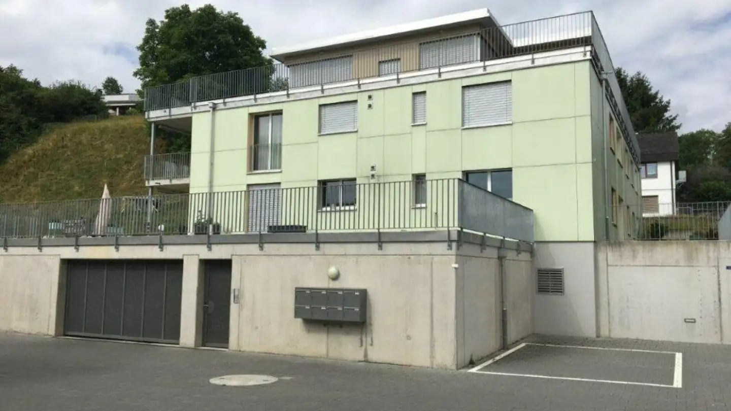 Outdoor parking space for rent - Kaistenbergstrasse, 5082 Kaisten