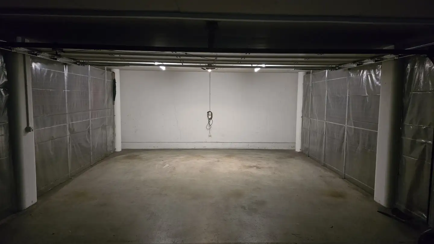 Single garage for rent - Halbartenstrasse, 5430 Wettingen - Photo 3