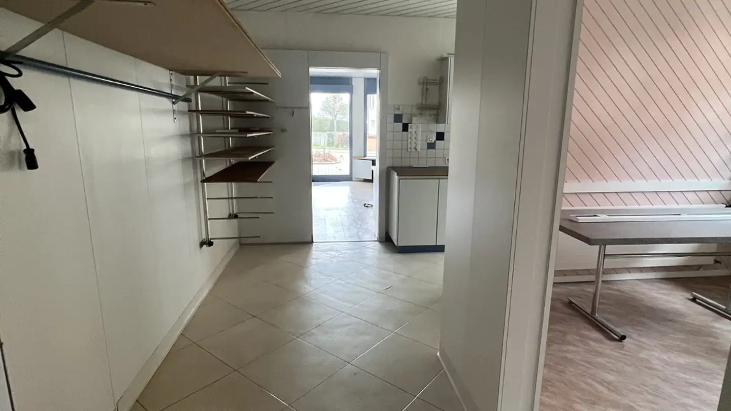 Commerciale in affitto - Dorfstrasse 10, 6221 Rickenbach LU