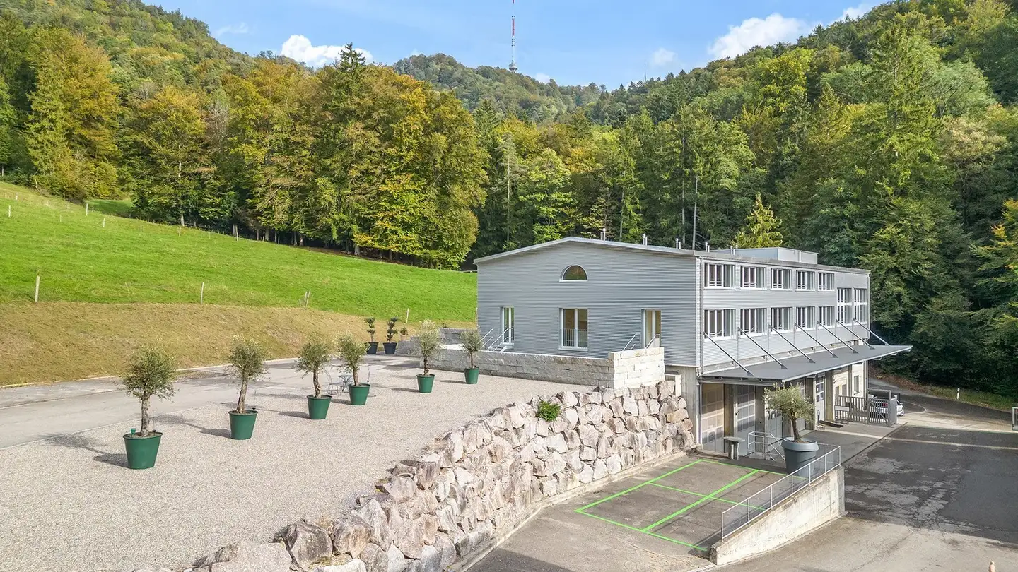 Gewerbe mieten - Diebis 45, 8143 Stallikon