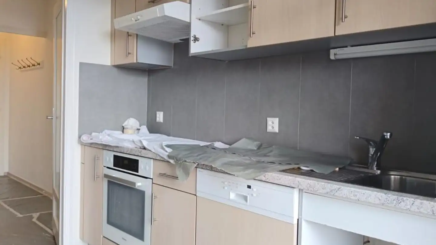 Apartment for rent - Chemin De La Roche 18, 1020 Renens VD - Photo 3