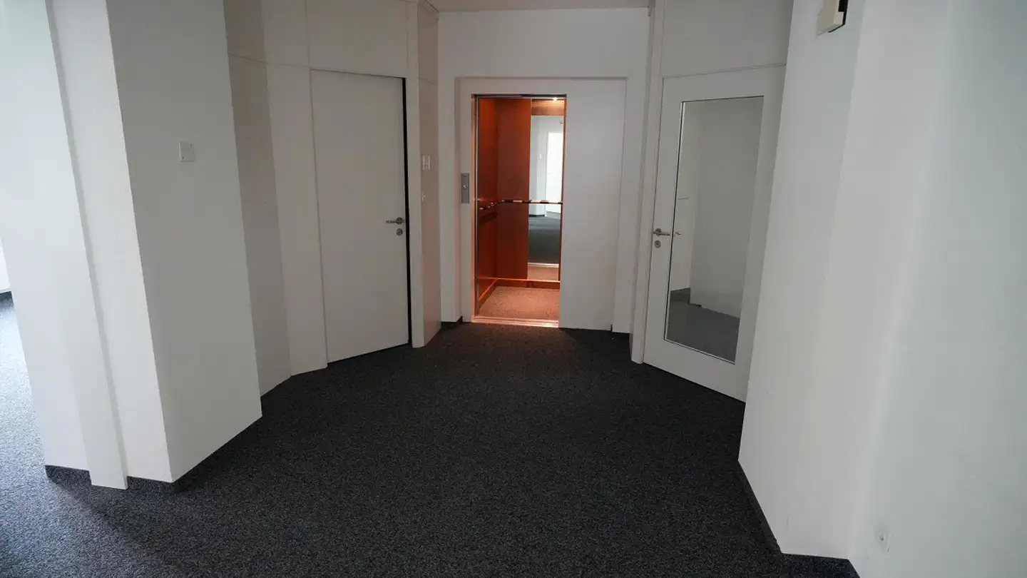 Commercial for rent - Obere Bahnhofstrasse 35, 9500 Wil SG - Photo 2