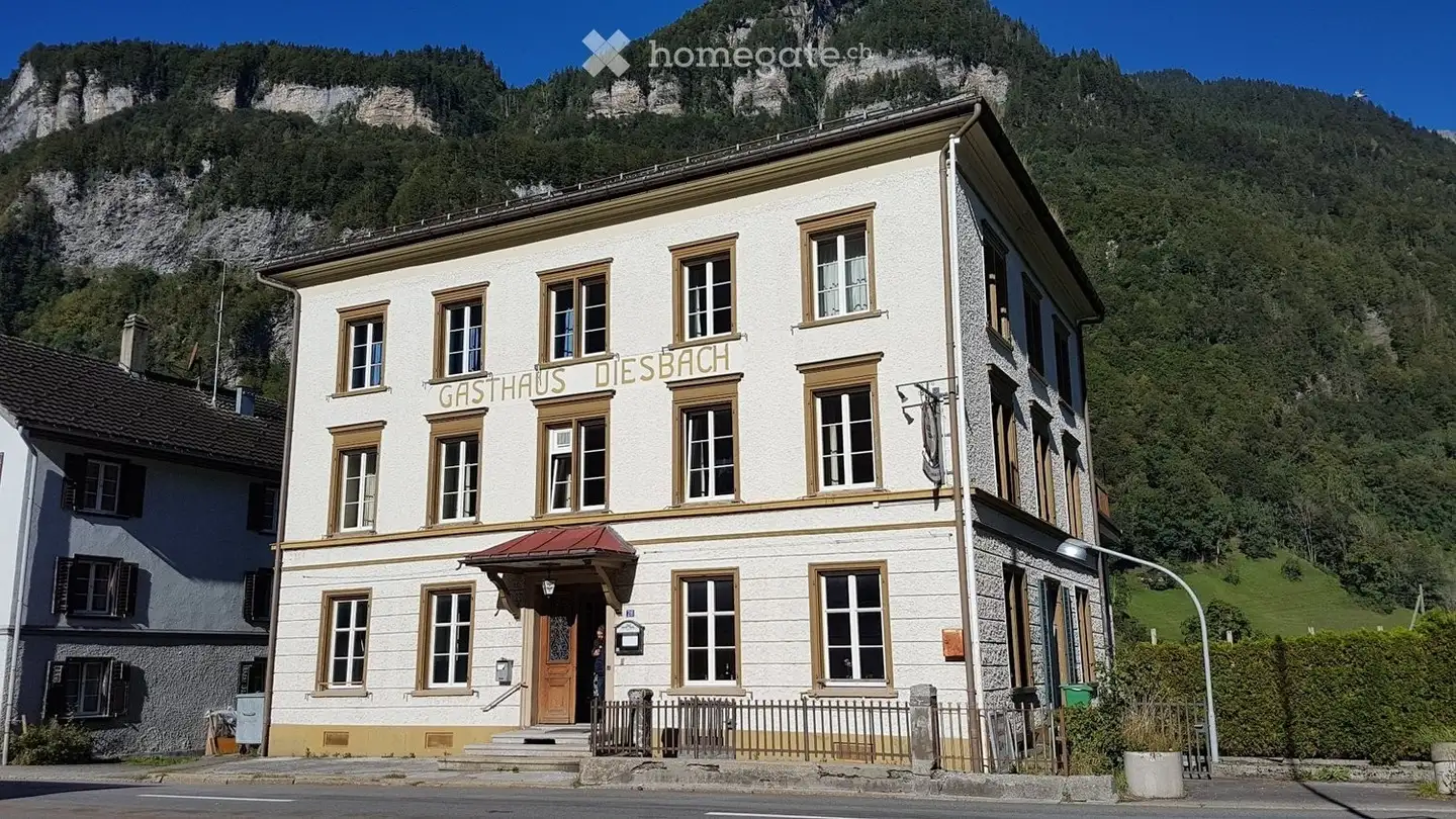 Apartment for rent - Hauptstrasse 28, 8777 Betschwanden - Photo 2