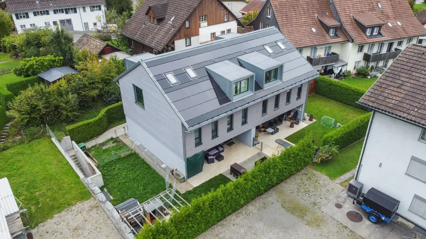 Casa bifamiliare in vendita - Oberheischerstrasse, 8915 Hausen am Albis