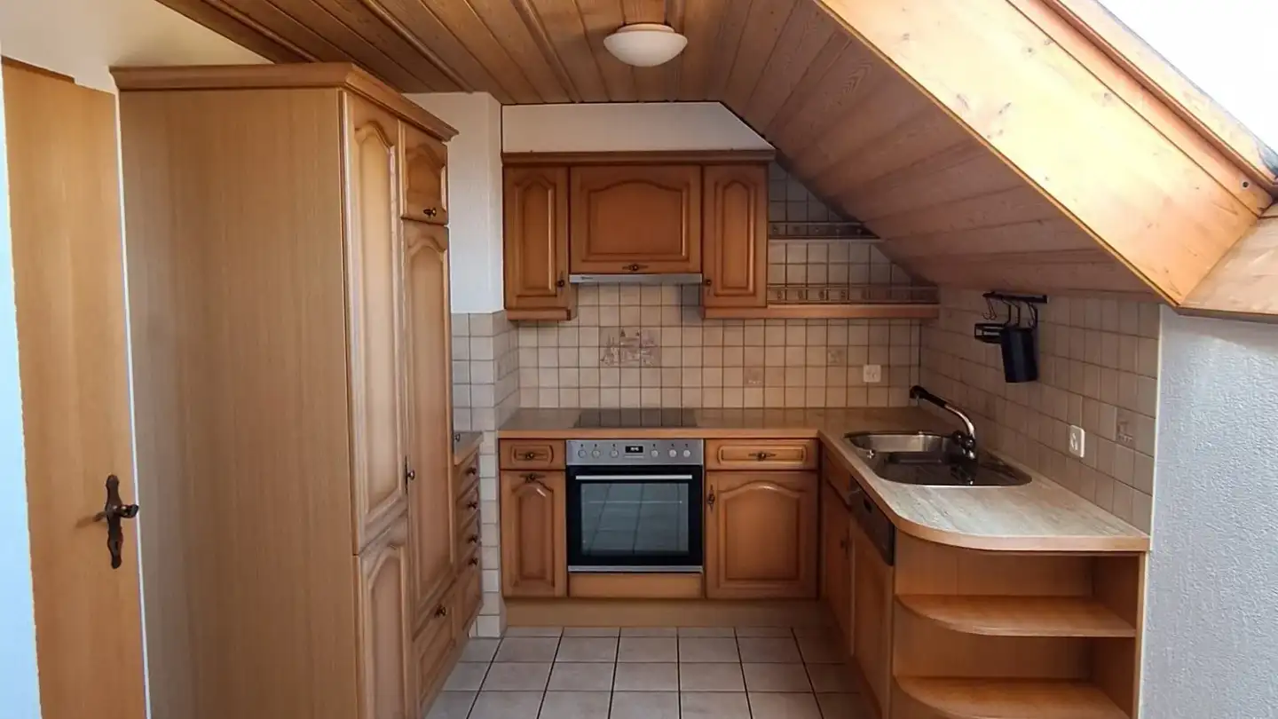 Attic flat for rent - Eigenstrasse 14, 3367 Thörigen - Photo 4
