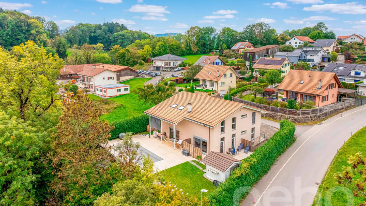 Immeuble résidentiel à vendre - 1617 Tatroz