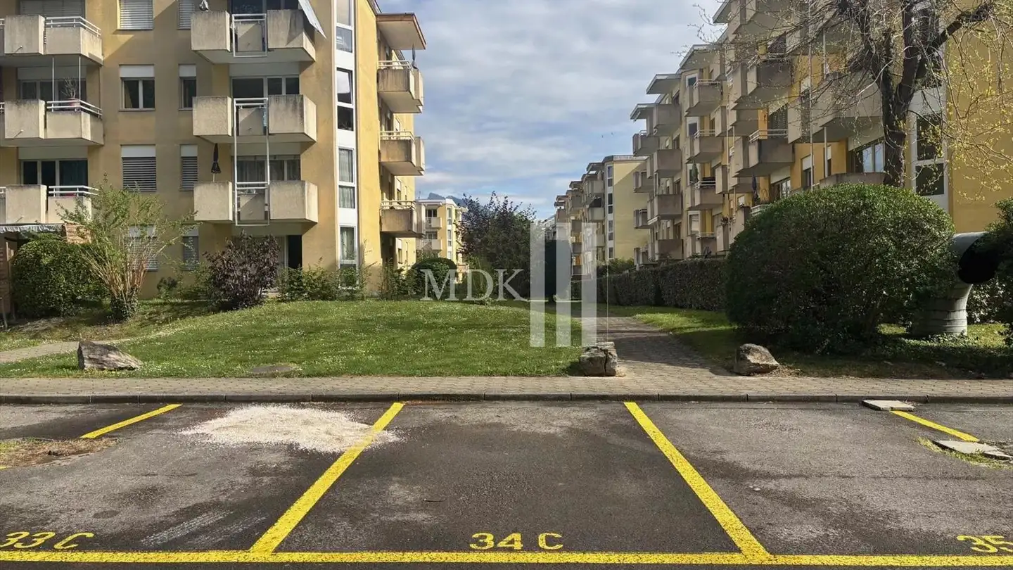 Parcheggio esterno in affitto - Chemin Des Semilles 23, 1870 Monthey