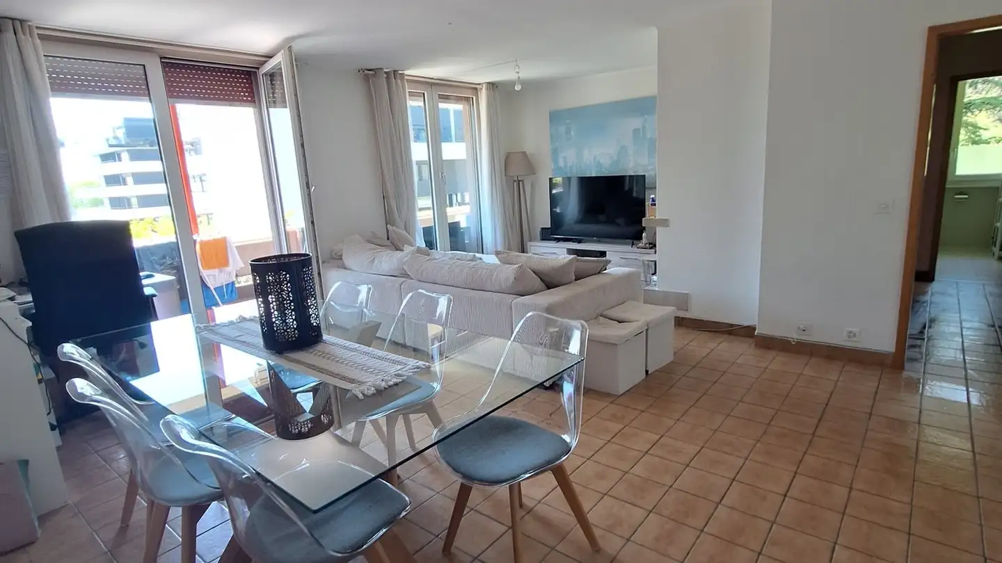 Apartment for rent - 1185 Mont-sur-Rolle