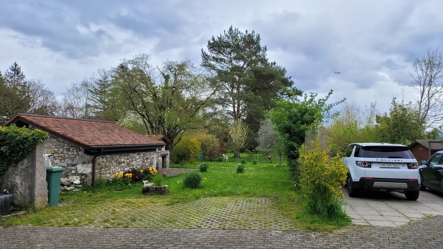 Apartment for rent - Rue Du Village, 1295 Mies - Photo 4