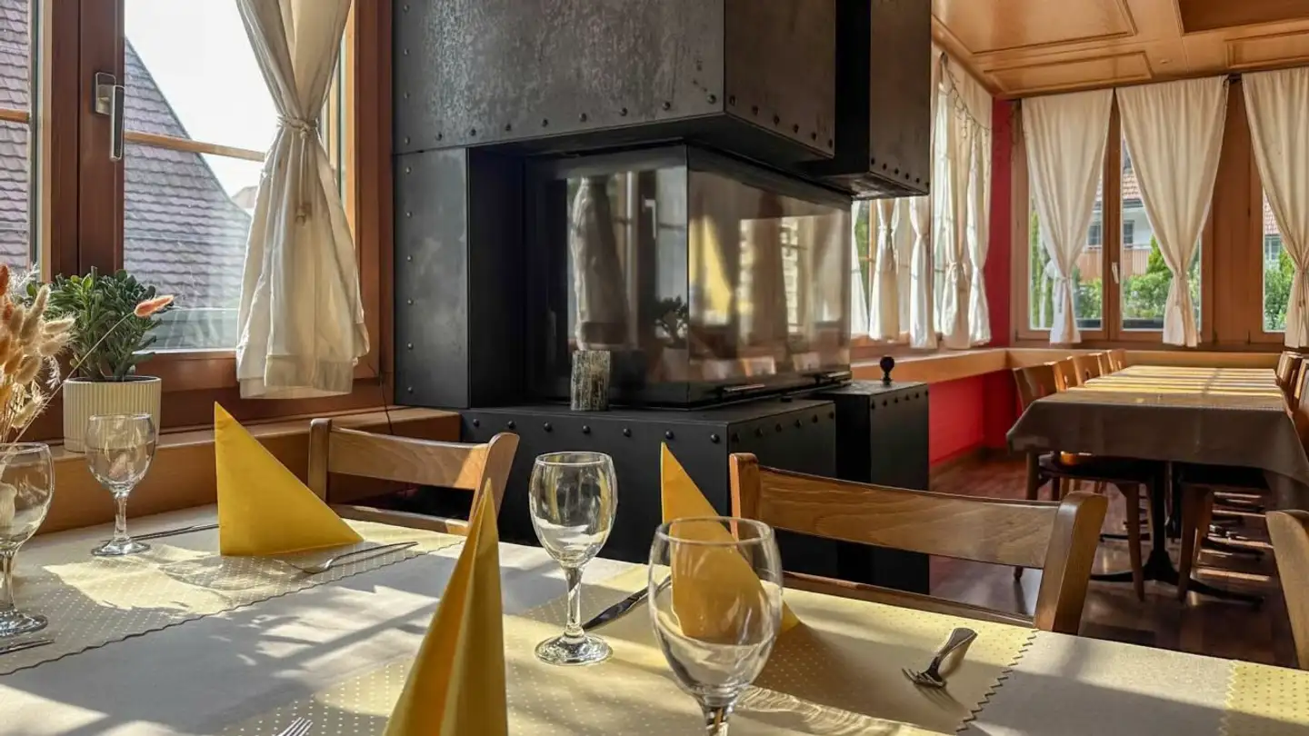 Restaurant à louer - Dorfwisenstrasse 14, 8165 Schöfflisdorf
