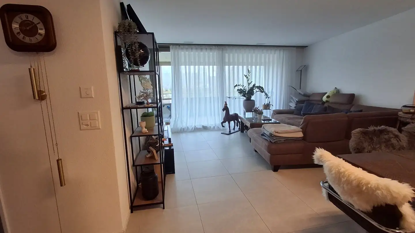 Apartment for rent - 5643 Alikon - Photo 2