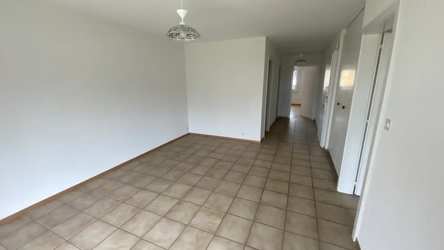 Appartamento in affitto - Cité Saint-Michel 16, 1635 La Tour-de-Trême - Foto 2