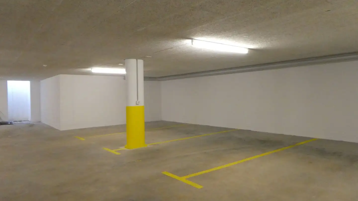 Parcheggio sotterraneo in affitto - Pumpwerkstrasse, 8370 Sirnach - Foto 2