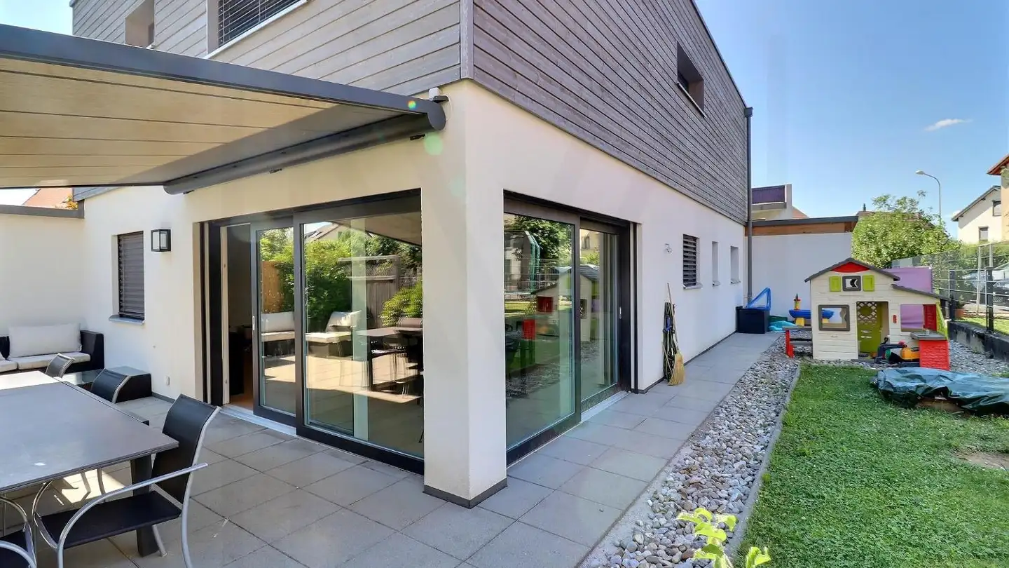 Row house for rent - 1636 Broc