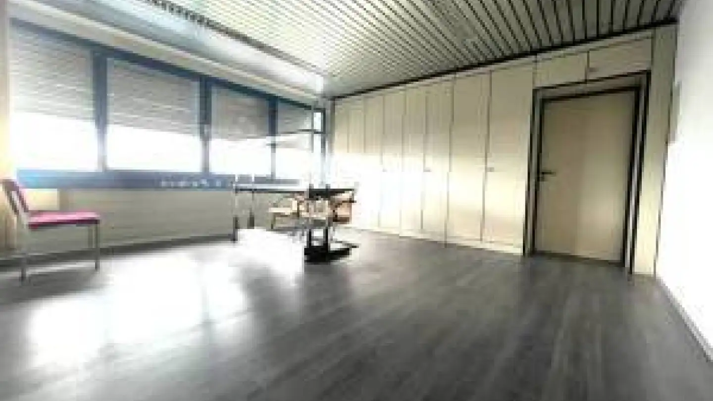 Bureau à louer - Gewerbezone Widalmi 10, 3216 Ried b. Kerzers - Photo 3