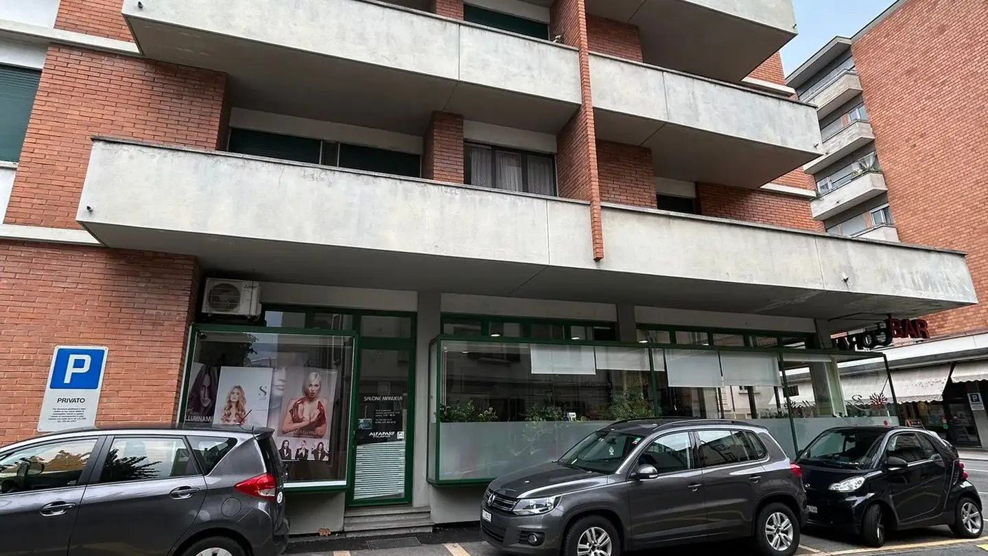 Parrucchiere in affitto - Via Besso 23, 6900 Lugano - Photo 3