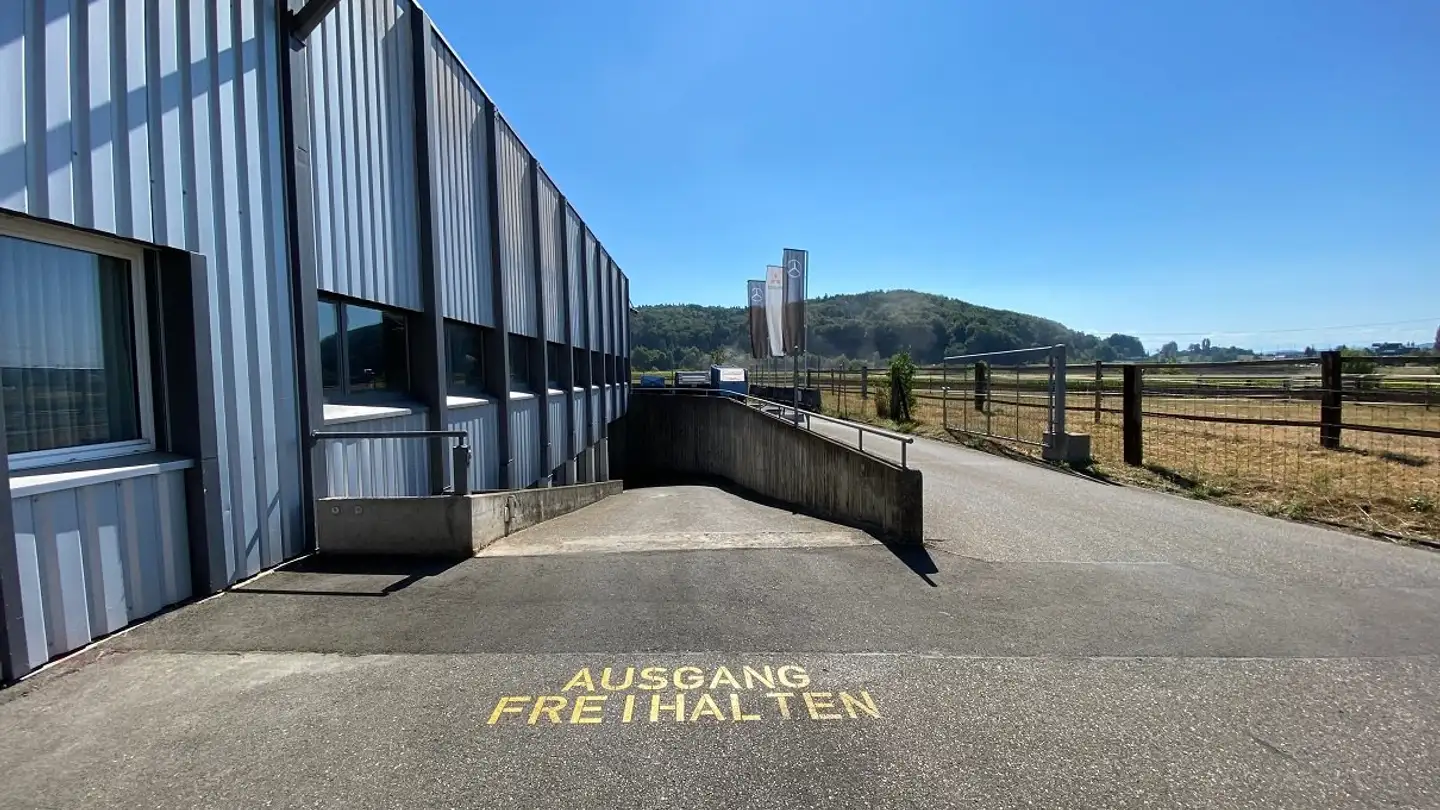 Place de parking souterraine à louer - Otelfingerstrasse 44, 5430 Wettingen - Photo 2