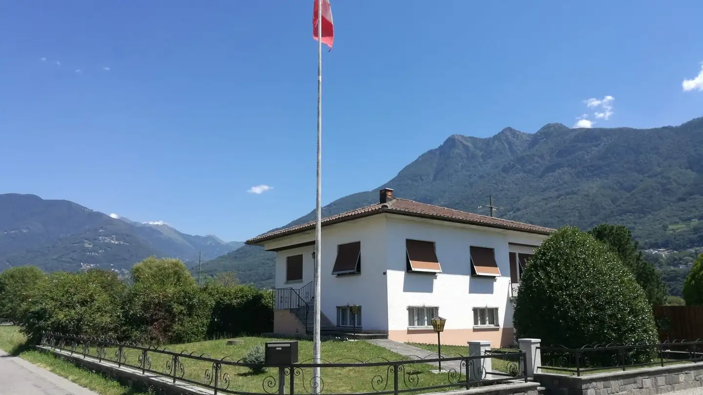 Casa singola in vendita - Strada Bosco d'Albor 9, 6512 Giubiasco - Photo 2