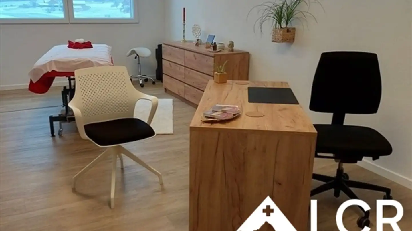 Office space for rent - 1744 Chénens