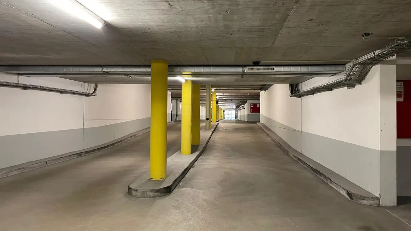 Garage singolo in affitto - Sonnenpark 24, 8808 Pfäffikon SZ - Photo 3