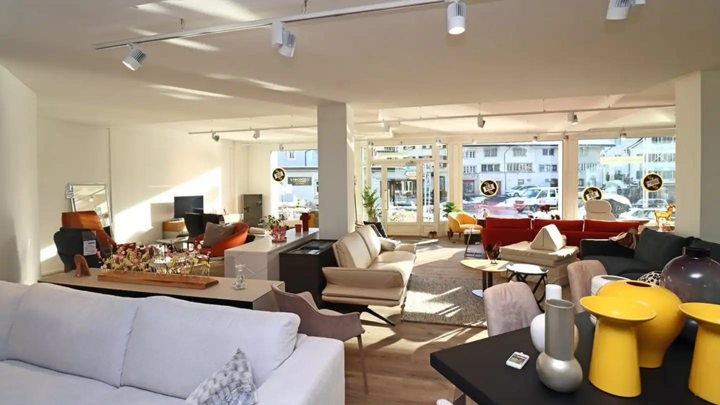 Commercial à louer - Dorfstrasse 31, 8630 Rüti ZH - Photo 3