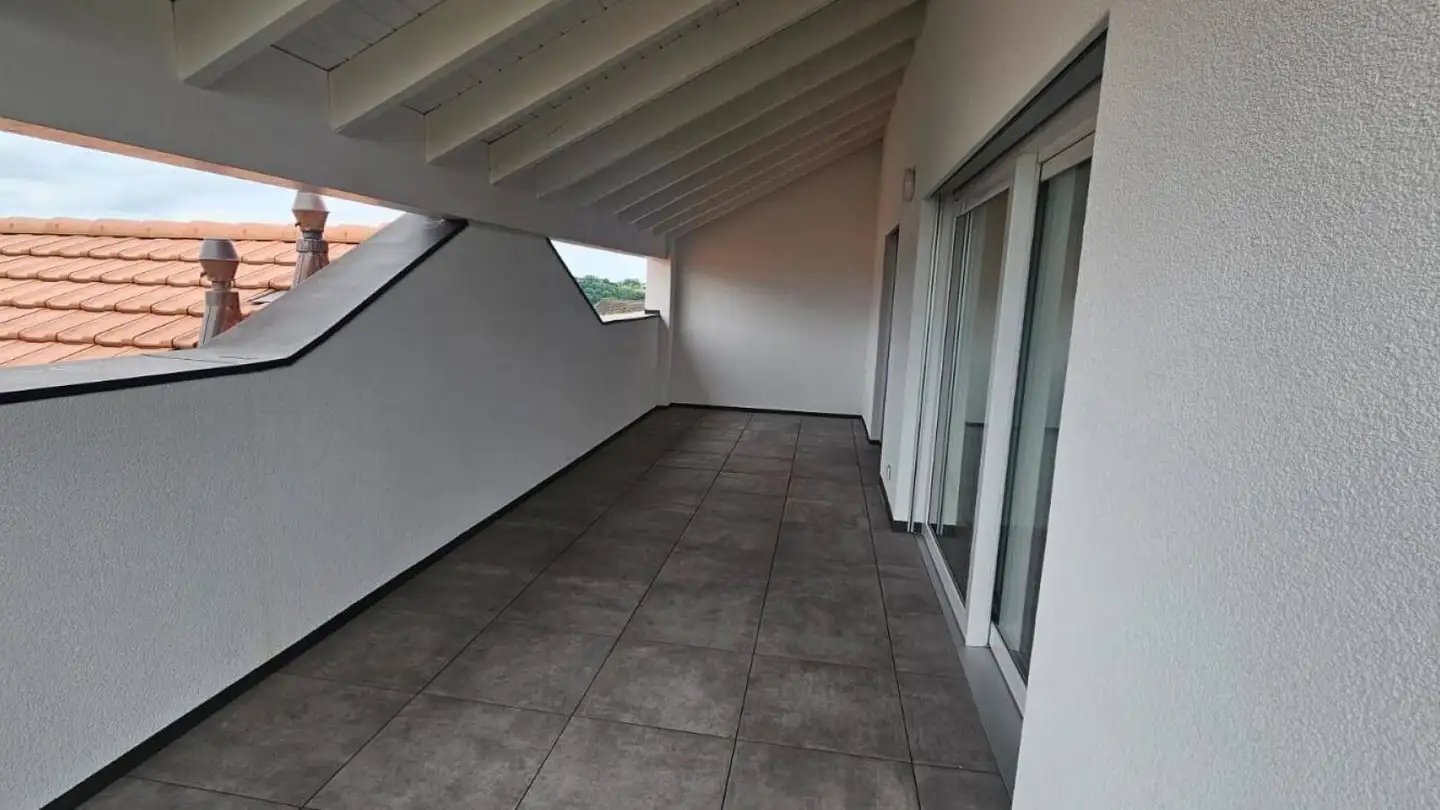 Apartment for rent - Route De L'église, 1721 Courtion - Photo 2