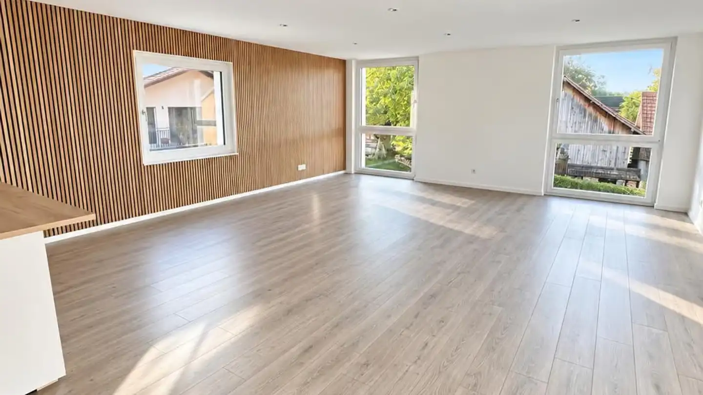 Appartement à louer - Sur La Place 89, 2944 Bonfol - Photo 2