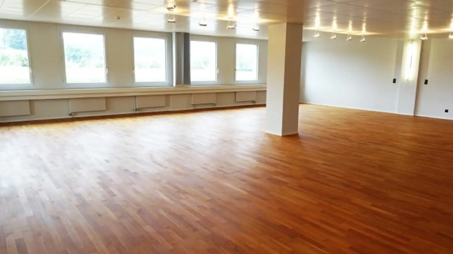 Office space for rent - Industriestrasse 16, 6203 Sempach Station