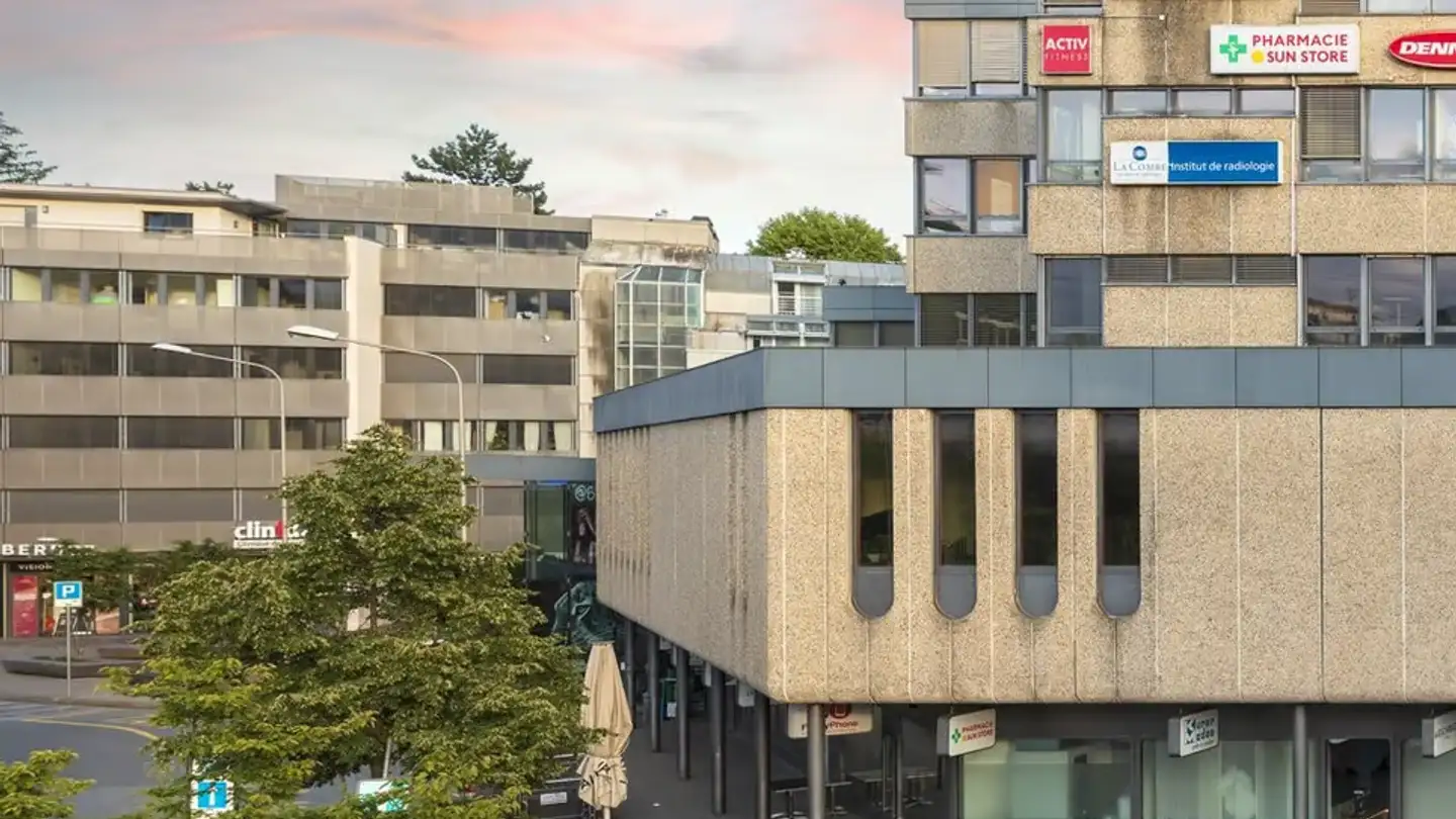 Commercial for rent - Avenue Reverdil 2, 1260 Nyon