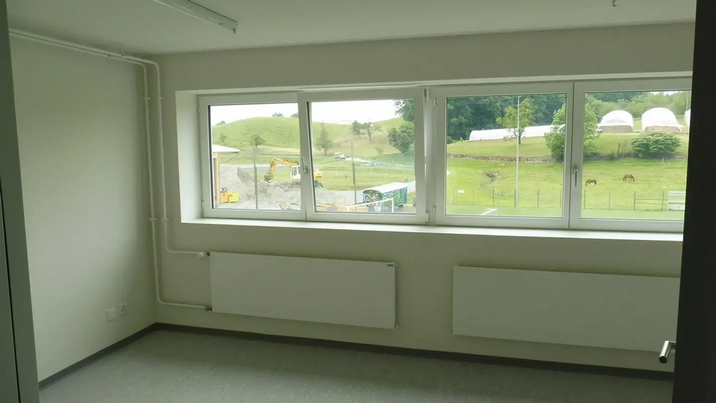 Bureau à louer - Weiherstrasse 16, 6353 Weggis - Photo 2