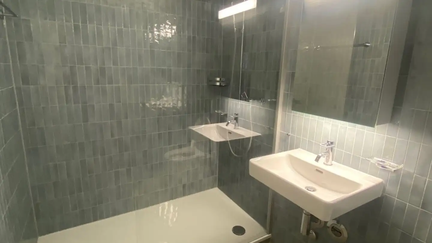 Apartment for rent - Rue de l'Evole, 2000 Neuchâtel - Photo 4