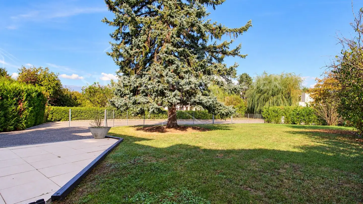Stepped house for sale - 1233 Bernex - Photo 4