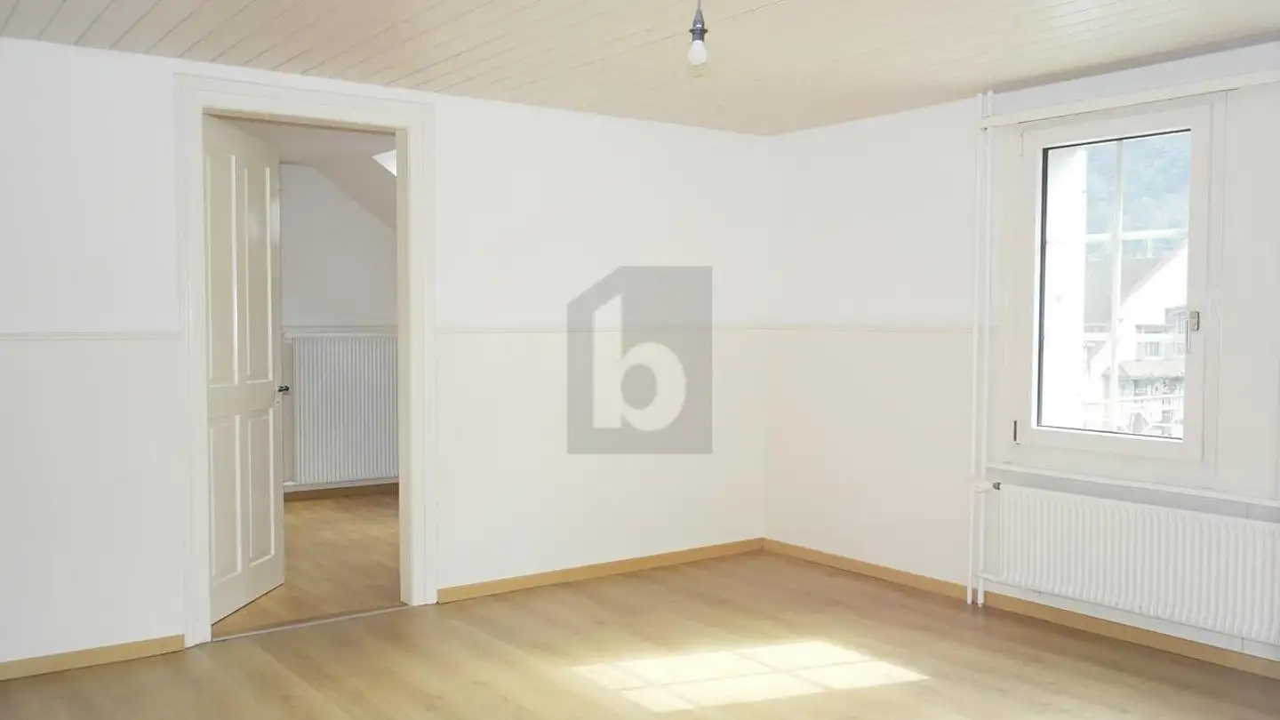 Dachgeschosswohnung kaufen - 6472 Erstfeld - Foto 2