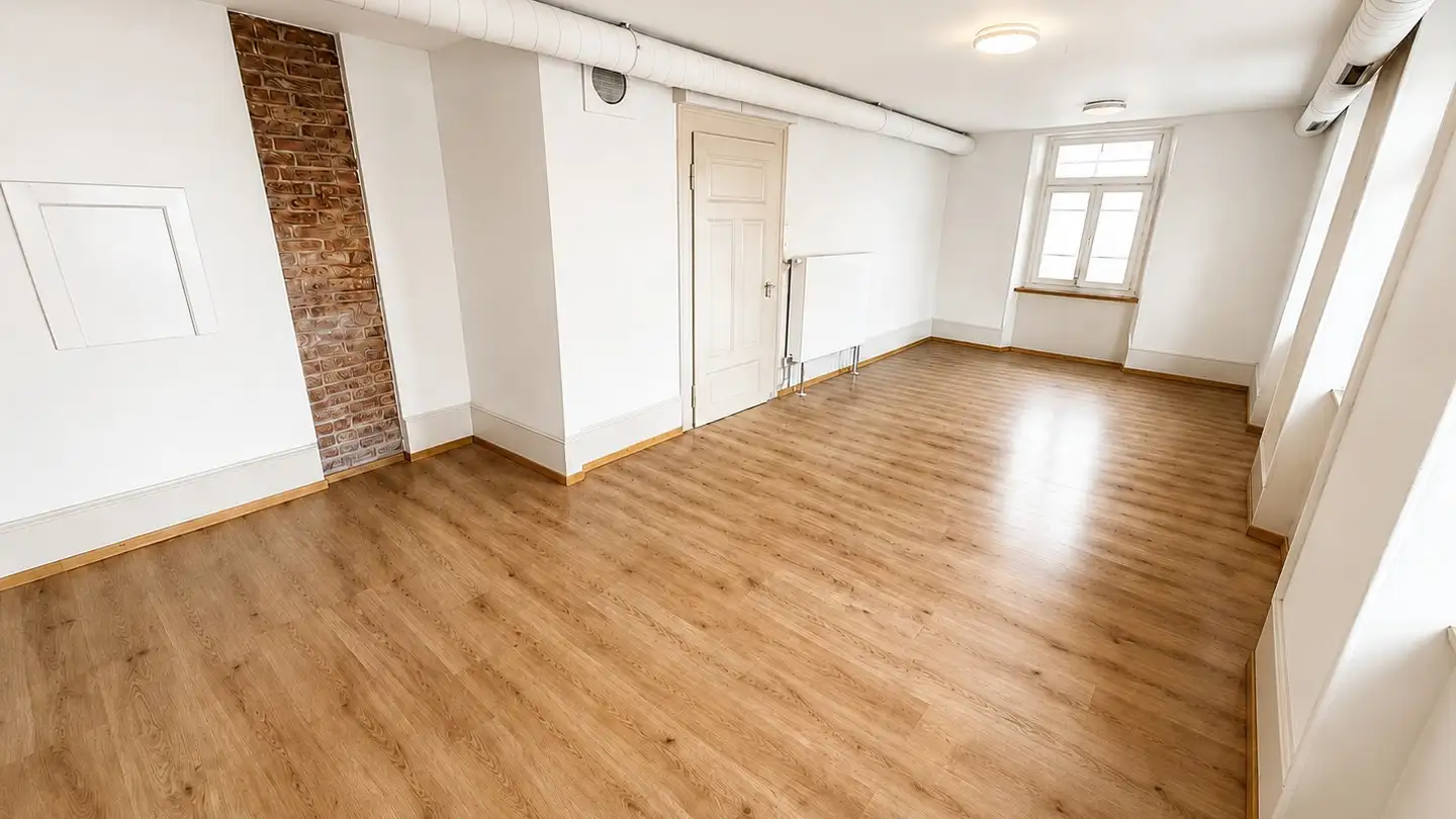 Commercial à louer - Centralstrasse 21, 2540 Grenchen