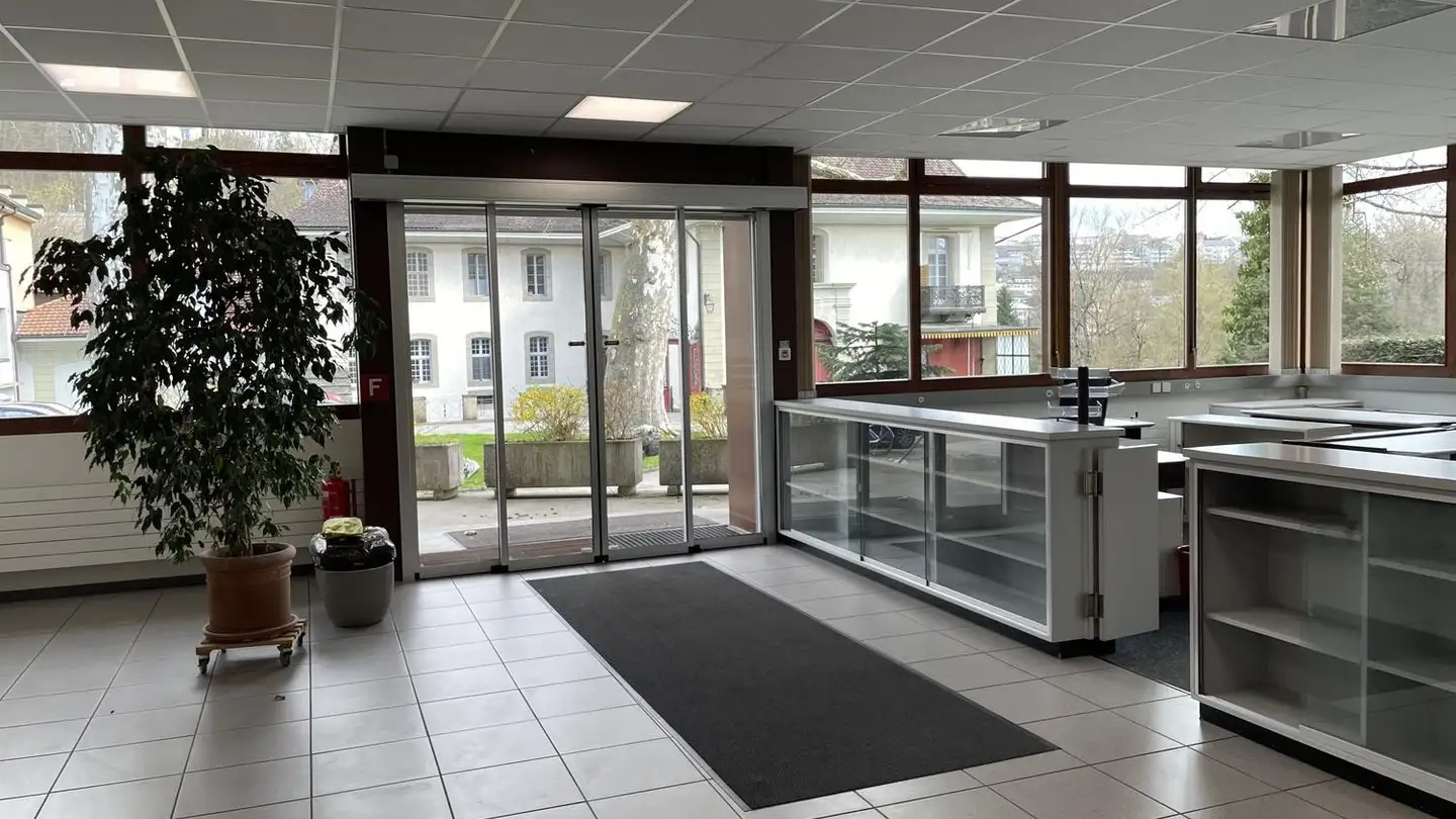 Commerciale in affitto - Schlossweg, 3052 Zollikofen - Foto 2
