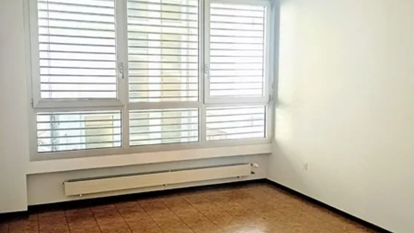 Bürofläche mieten - Via Luigi Lavizzari 12, 6830 Chiasso - Foto 2