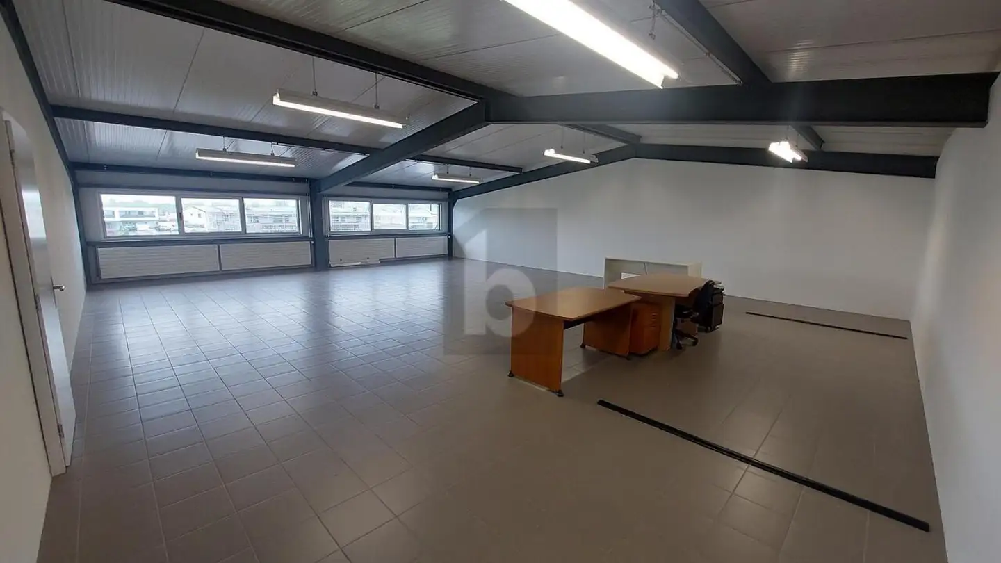 Office space for rent - 1897 Bouveret - Photo 2