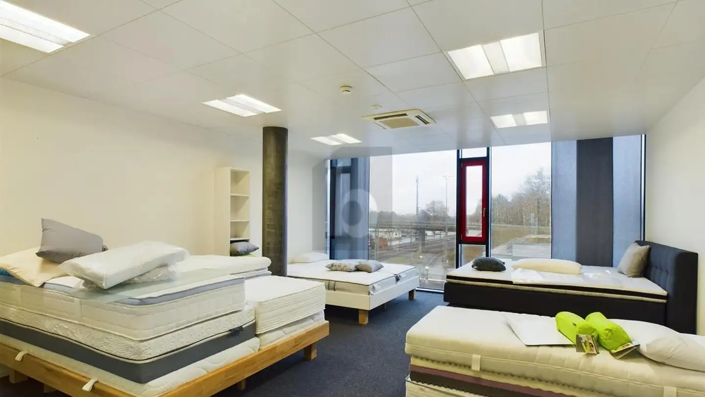 Office space for rent - 7013 Domat/Ems - Photo 3