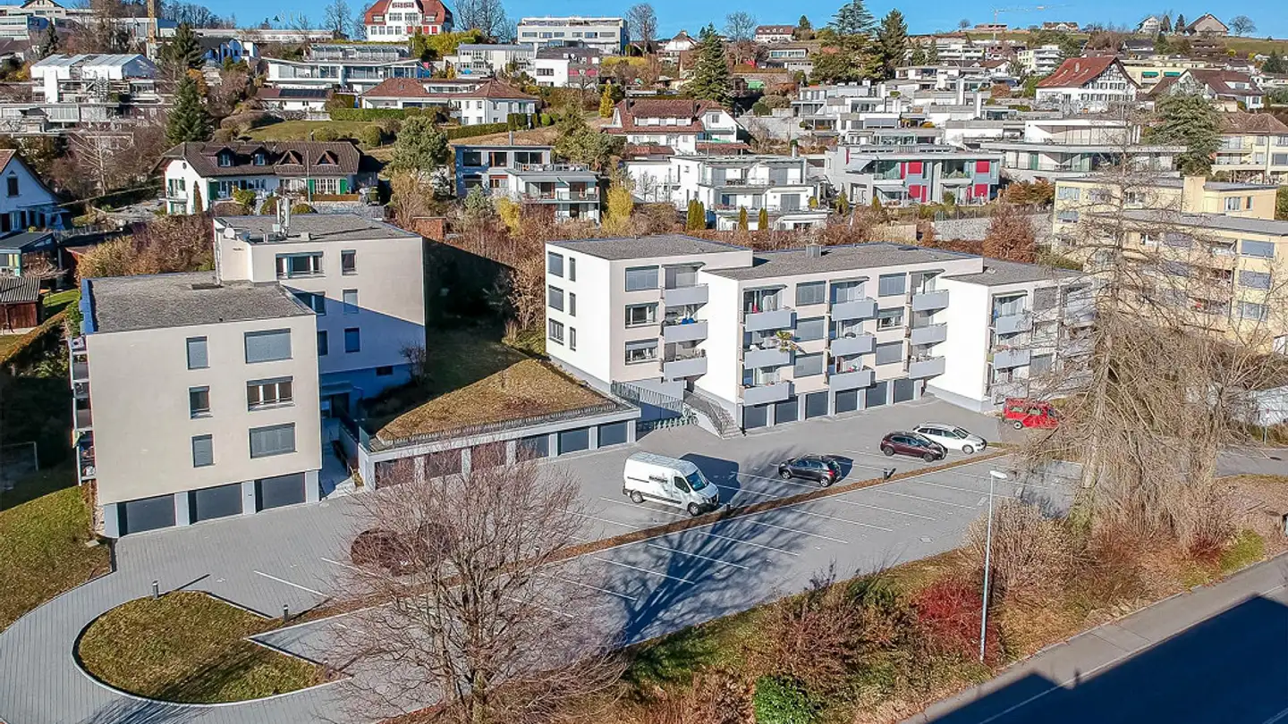 Parkplatz im Freien mieten - Belsitostrasse, 8645 Jona