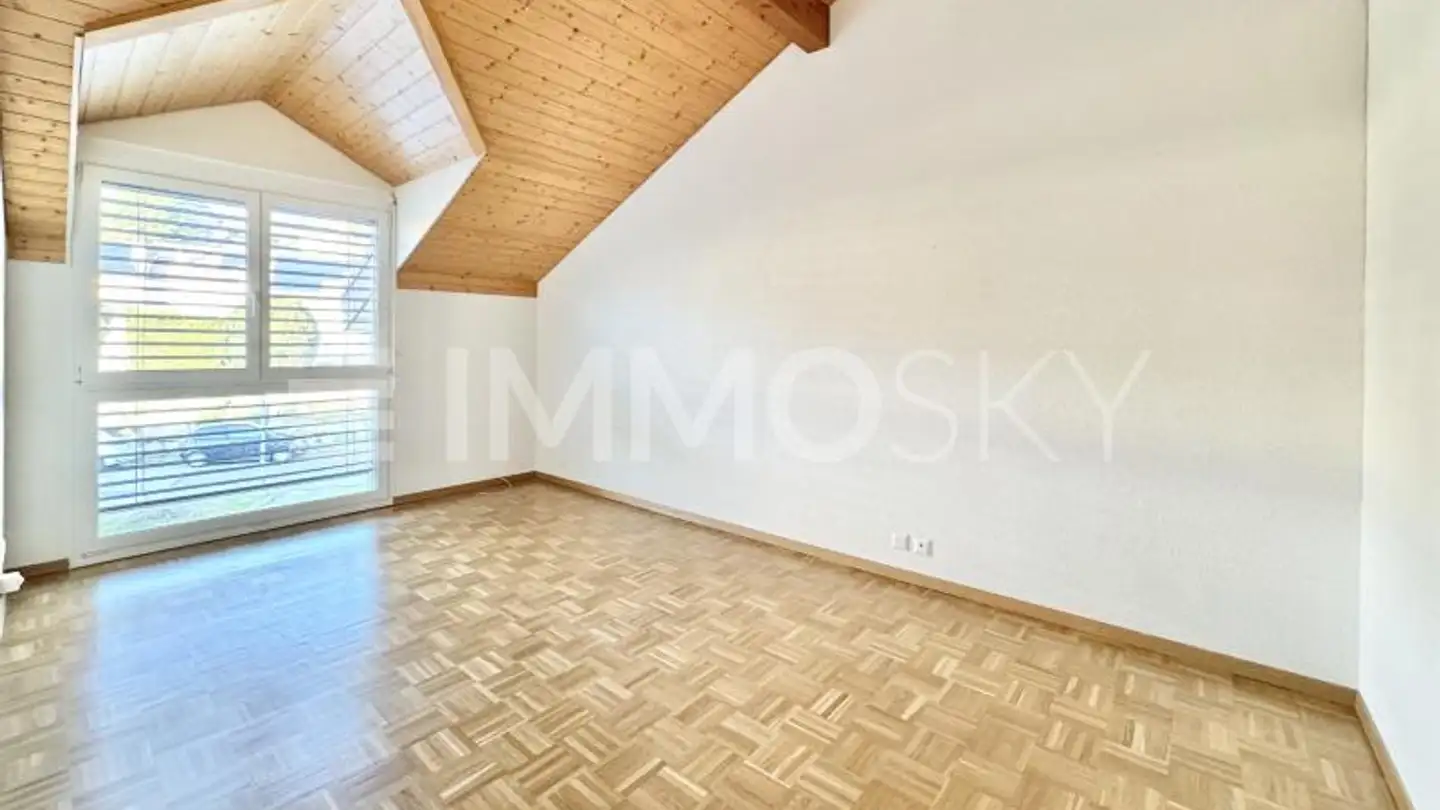 Attic flat for sale - 2035 Corcelles NE - Photo 4