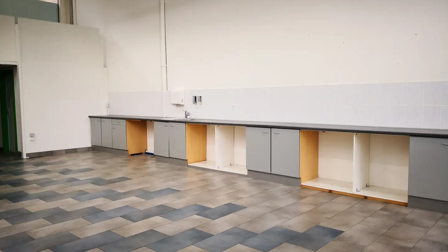 Commerciale in affitto - Marktplatz 3, 8910 Affoltern am Albis - Photo 2