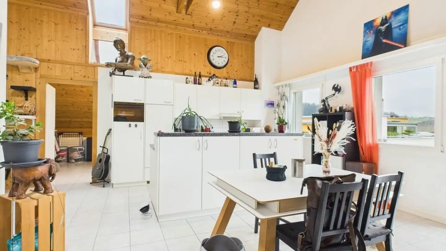 Dachgeschosswohnung mieten - Rickenstrasse 89, 8646 Wagen - Foto 2