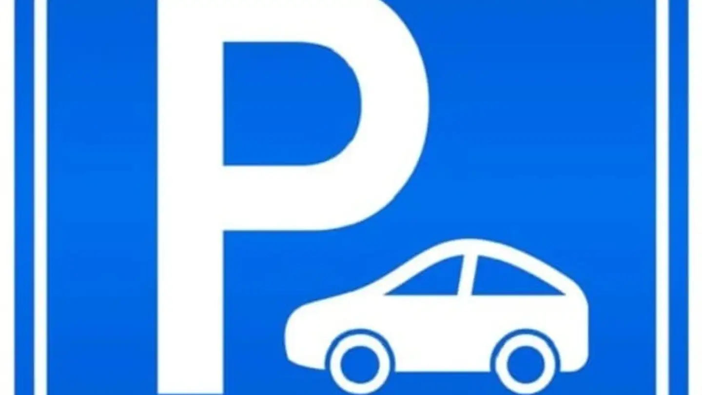 Place de parking souterraine à louer - 1209 Genève