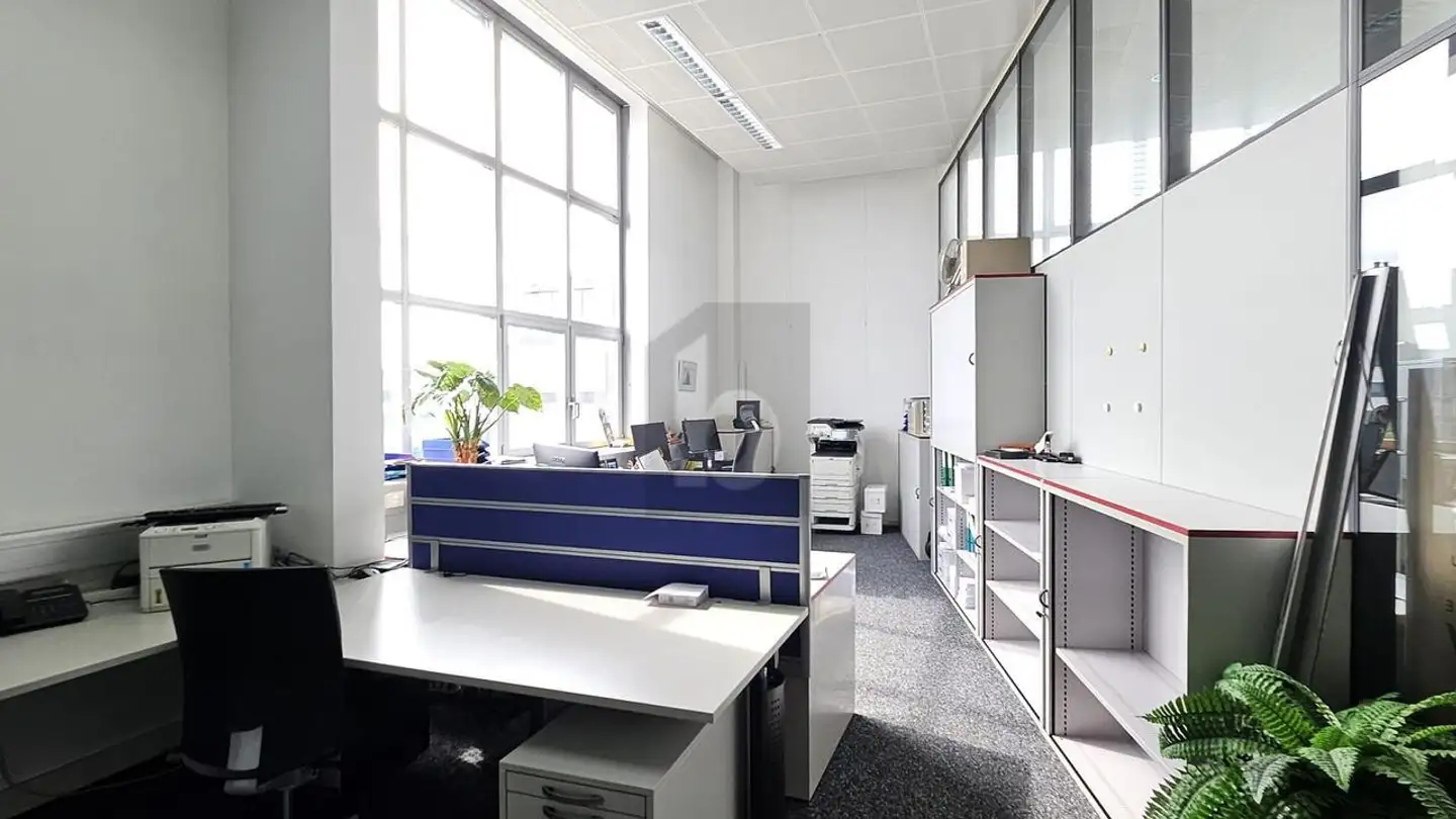 Office space for rent - 8184 Bachenbülach - Photo 3