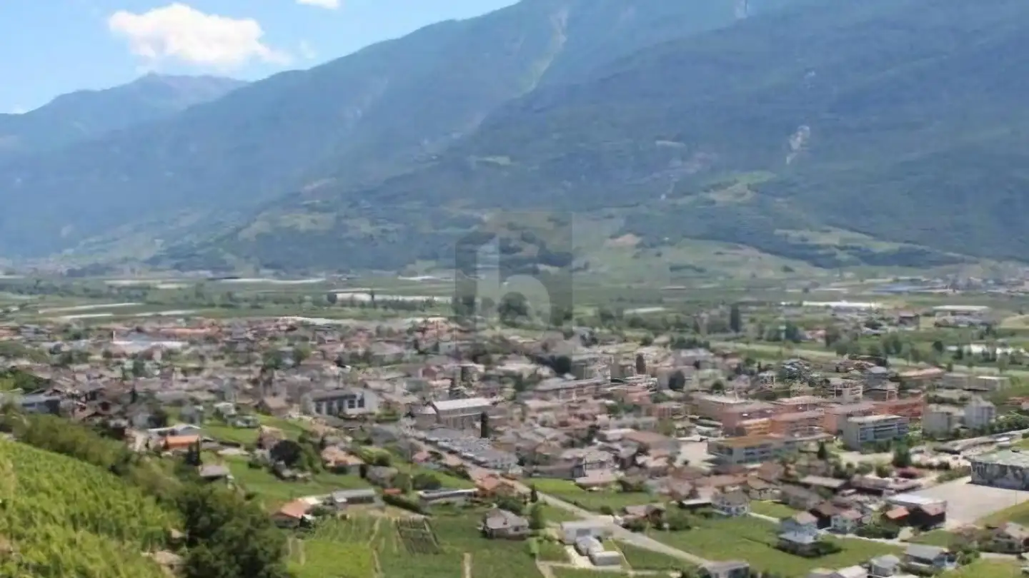 Mischgenutztes Gebäude mieten - 1926 Fully