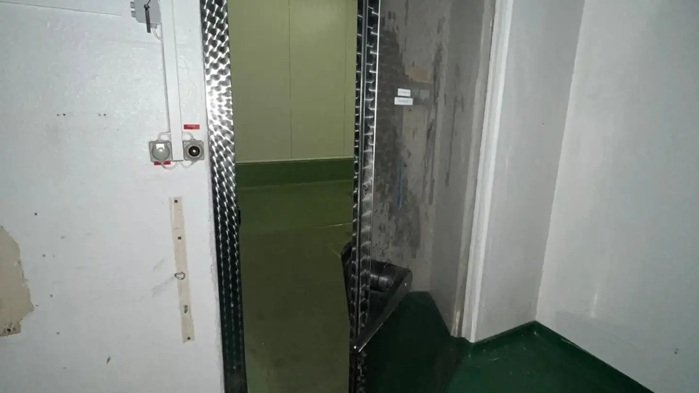 Lagerraum mieten - Badenerstrasse 2, 8104 Weiningen ZH - Foto 3
