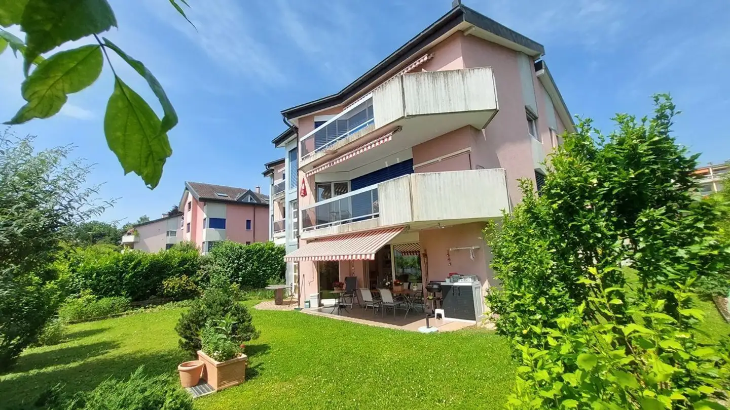 Appartamento in vendita - 2013 Colombier NE - Foto 2