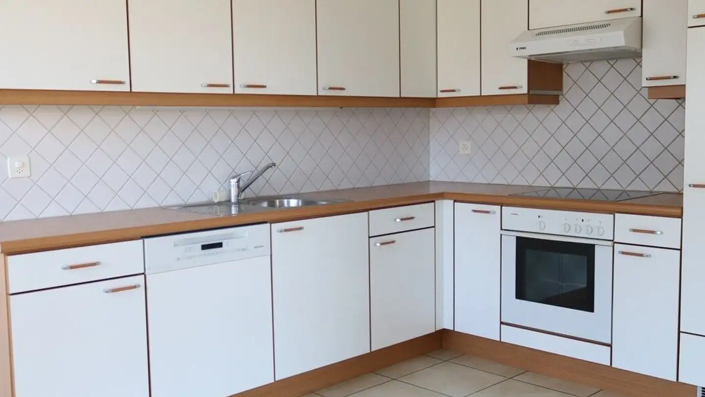 Duplex for rent - Chemin Des Crosettes 23, 1773 Léchelles - Photo 2